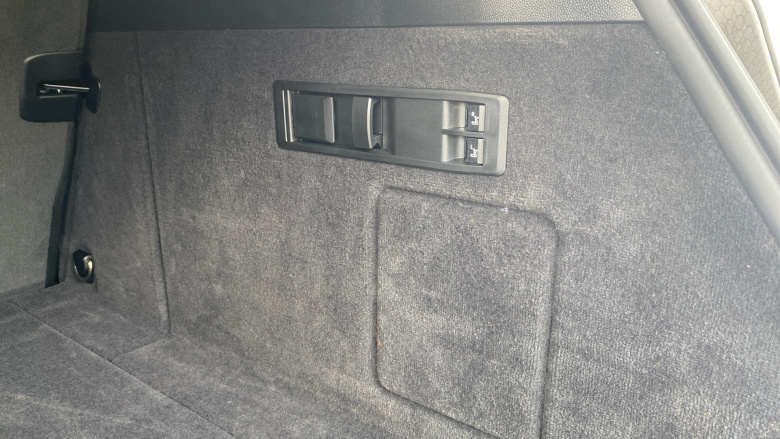 BMW iX 400kW xDrive60 M Sport 112kWh 5dr Auto [Skylounge] Electric Estate